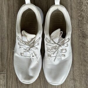 Nike White Mesh Sneakers